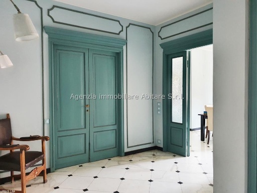 appartamento in vendita a Massa in zona Centro Storico