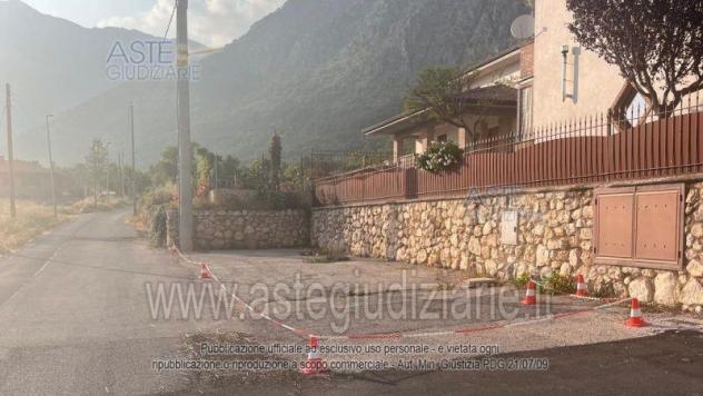 terreno edificabile in vendita a Massa