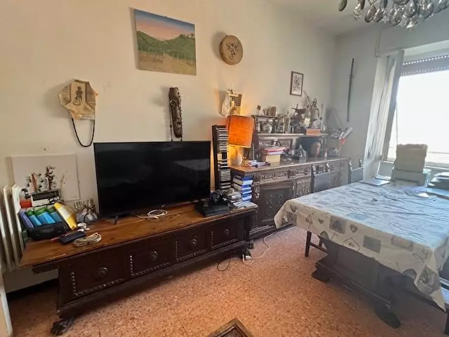 appartamento in vendita a Massa in zona Centro Storico