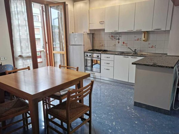 appartamento in vendita a Massa in zona Marina di Massa