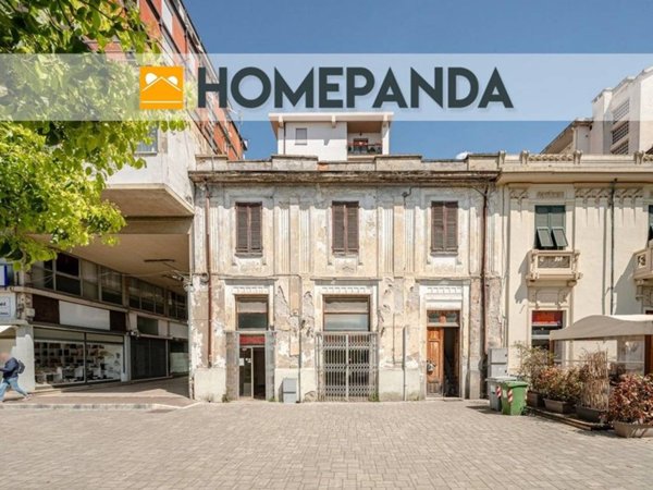 casa indipendente in vendita a Massa in zona Centro Storico