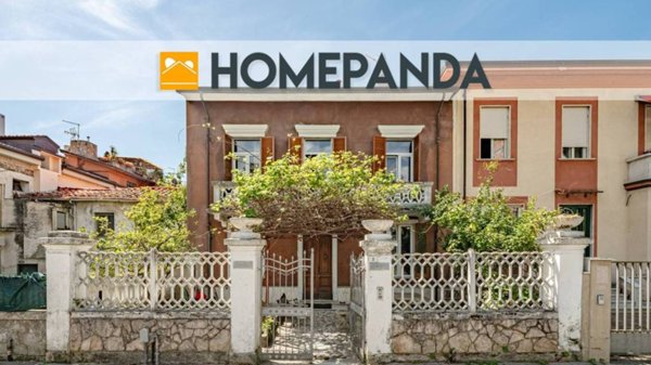 casa indipendente in vendita a Massa in zona Centro Storico