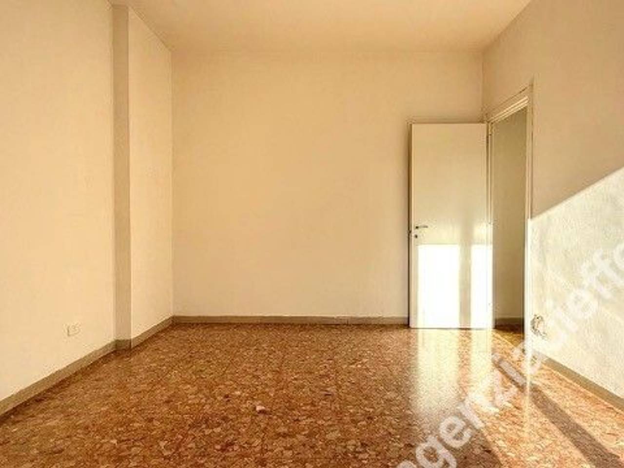 appartamento in vendita a Massa in zona Centro Storico