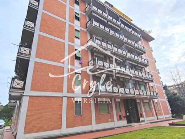 appartamento in vendita a Massa in zona Centro Storico