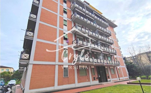 appartamento in vendita a Massa in zona Centro Storico