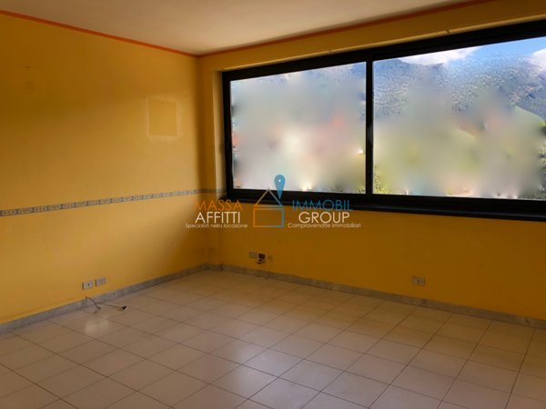 ufficio in vendita a Massa in zona Centro Storico