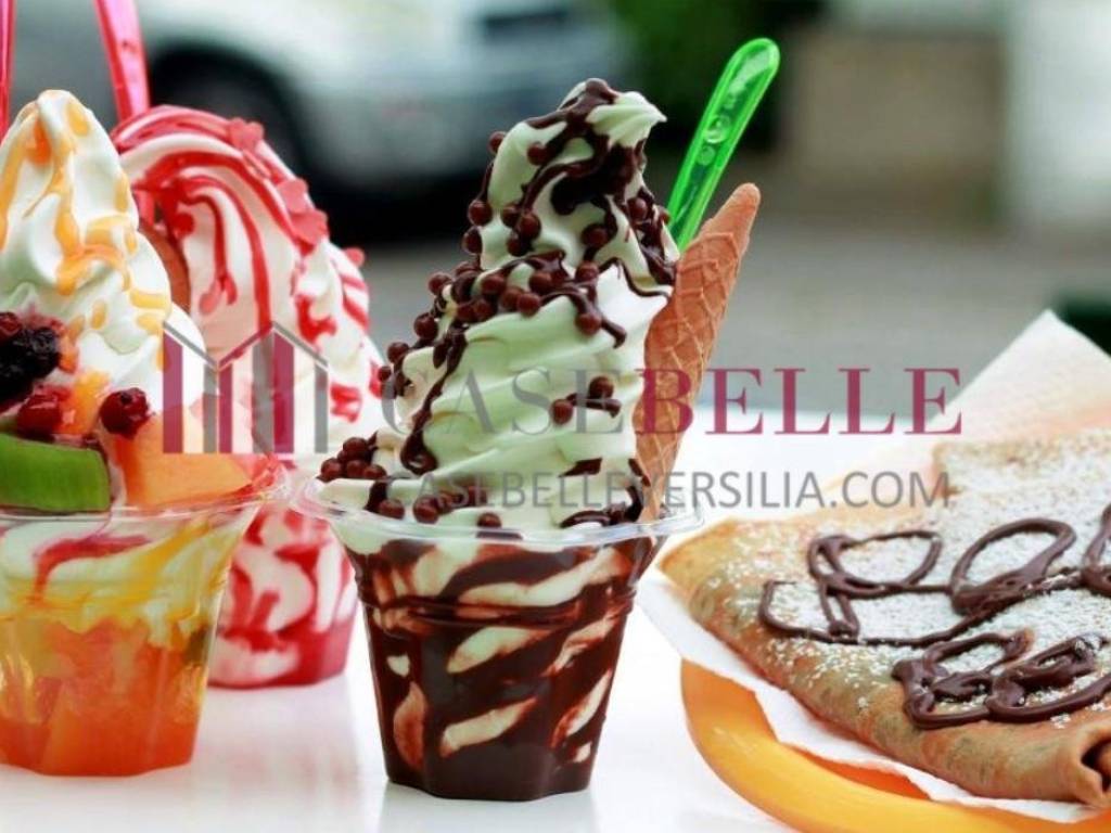 negozio in vendita a Massa in zona Centro Storico