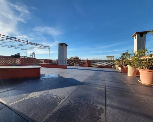 appartamento in vendita a Massa in zona Centro Storico