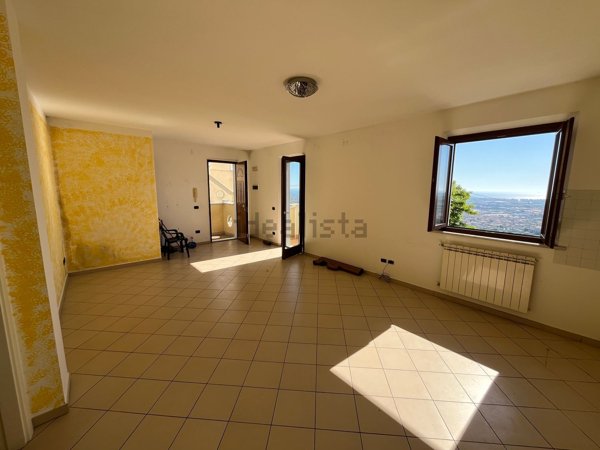 appartamento in vendita a Massa