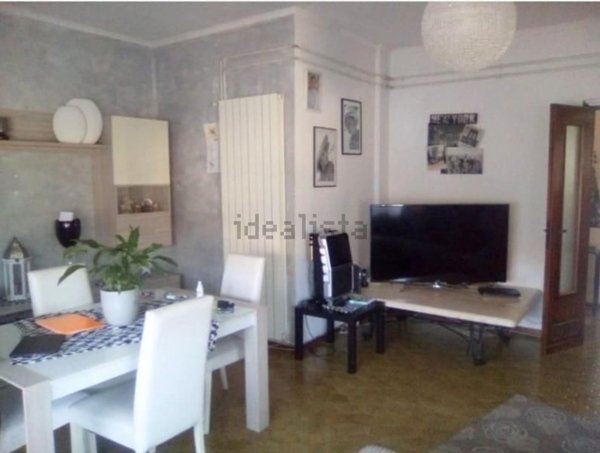 appartamento in vendita a Massa in zona Centro Storico