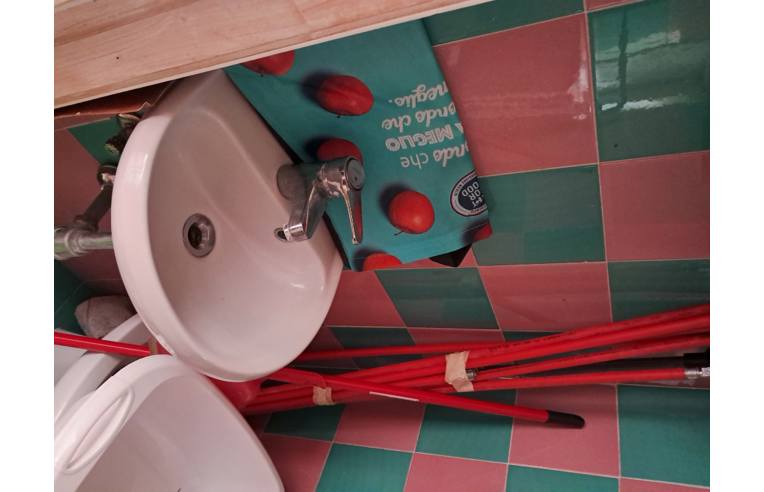 casa indipendente in vendita a Massa in zona Antona