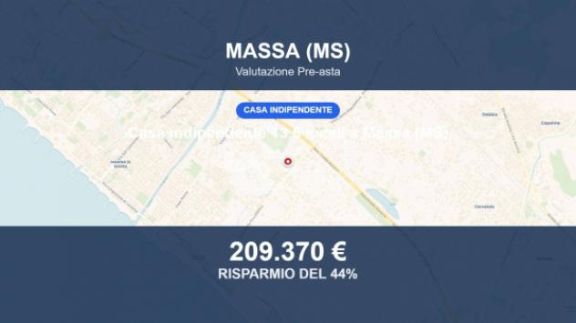 casa indipendente in vendita a Massa in zona Quercioli