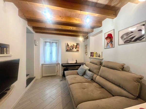 appartamento in vendita a Massa in zona Romagnano