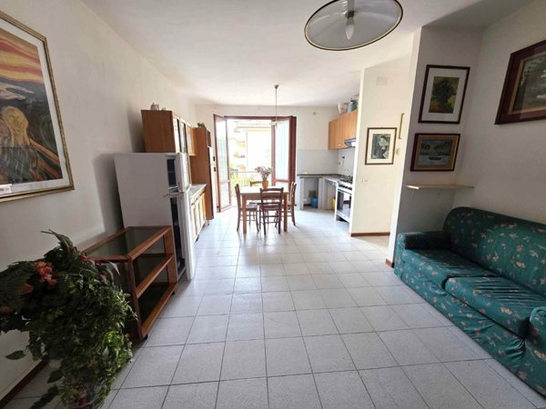appartamento in vendita a Massa in zona Centro Storico