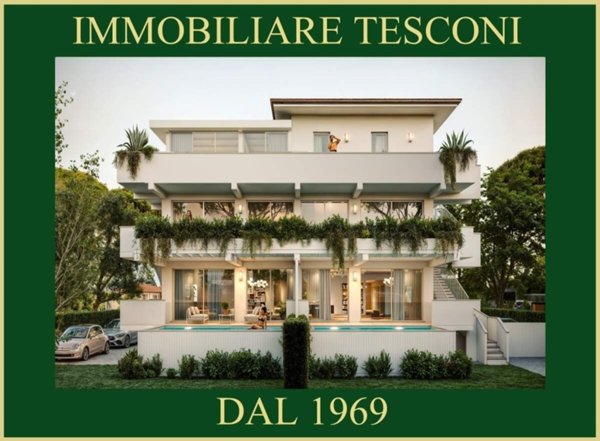 appartamento in vendita a Massa in zona Marina di Massa