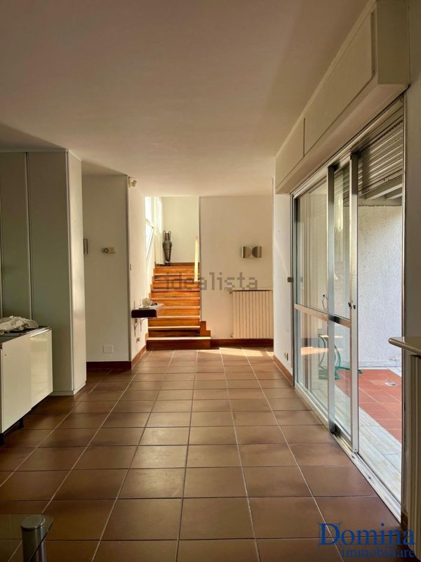 appartamento in vendita a Massa in zona Marina dei Ronchi
