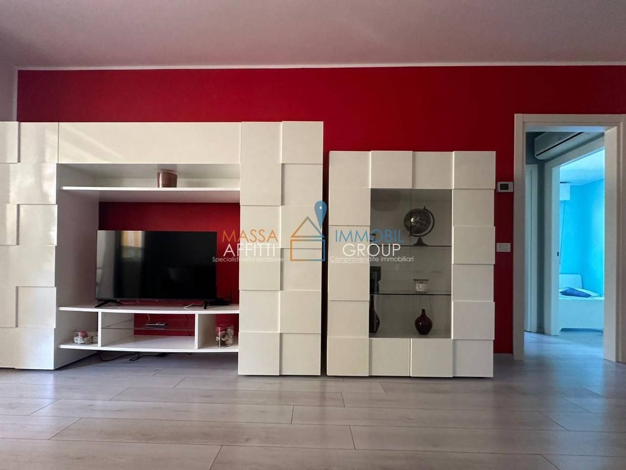 appartamento in vendita a Massa in zona Marina dei Ronchi