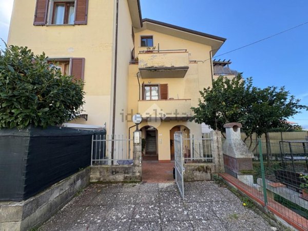 appartamento in vendita a Massa