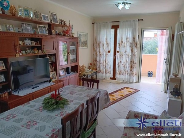 appartamento in vendita a Massa in zona Marina di Massa