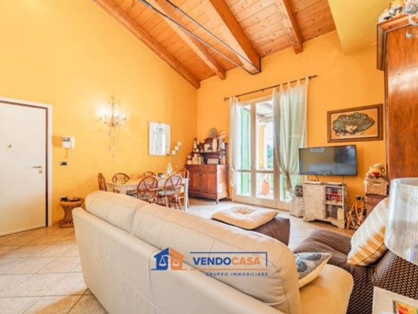 appartamento in vendita a Massa in zona Poveromo