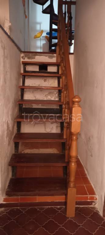 casa indipendente in vendita a Massa in zona Antona