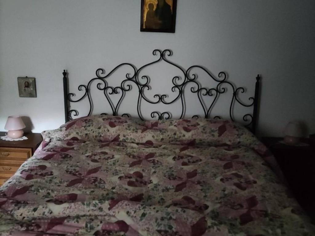 casa indipendente in vendita a Massa