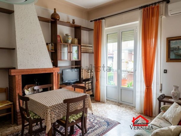 appartamento in vendita a Massa in zona Marina di Massa