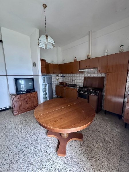 appartamento in vendita a Massa in zona Marina di Massa