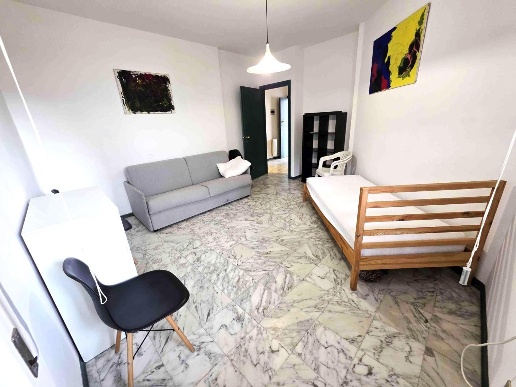 appartamento in vendita a Massa in zona Marina di Massa
