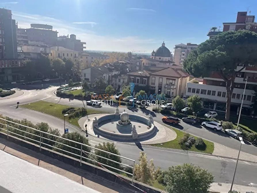 appartamento in vendita a Massa in zona Centro Storico