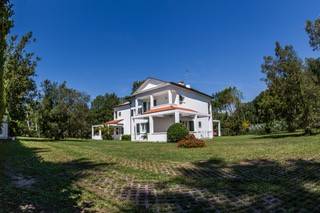 casa indipendente in vendita a Massa in zona Marina di Massa