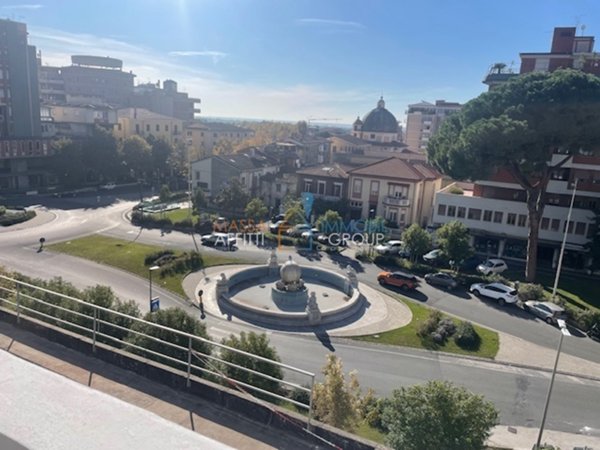 appartamento in vendita a Massa in zona Centro Storico