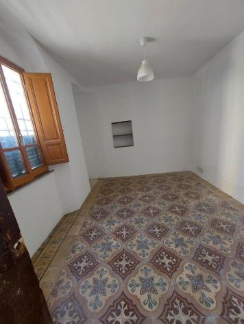 appartamento in vendita a Massa in zona Centro Storico