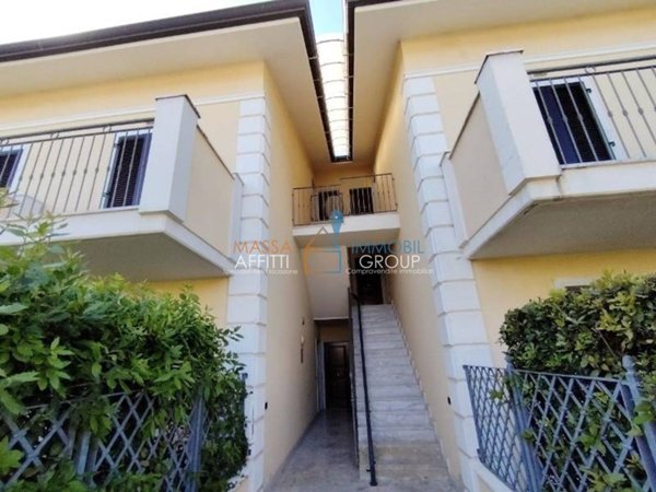 appartamento in vendita a Massa in zona Marina di Massa