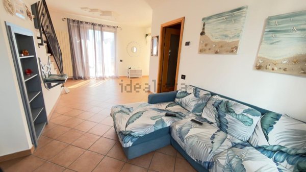 appartamento in vendita a Massa in zona Marina di Massa