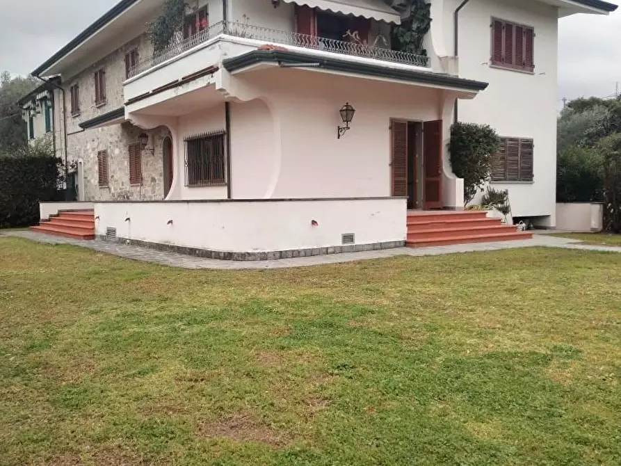 appartamento in vendita a Massa