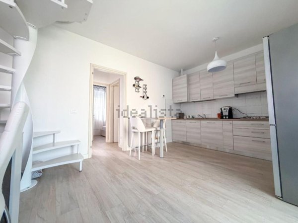 appartamento in vendita a Massa in zona Marina dei Ronchi