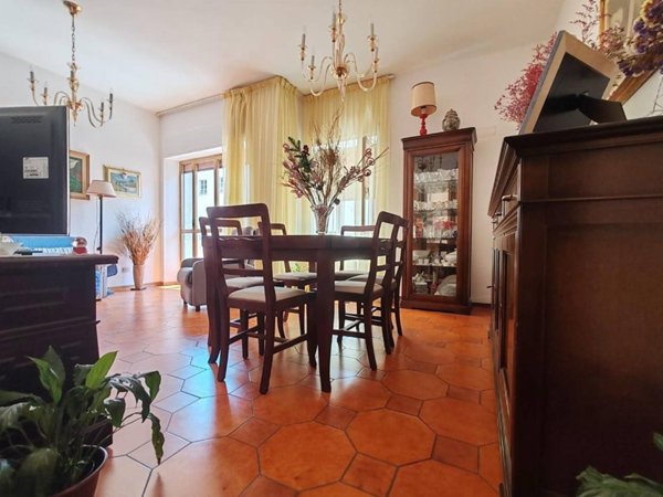 appartamento in vendita a Massa in zona Centro Storico