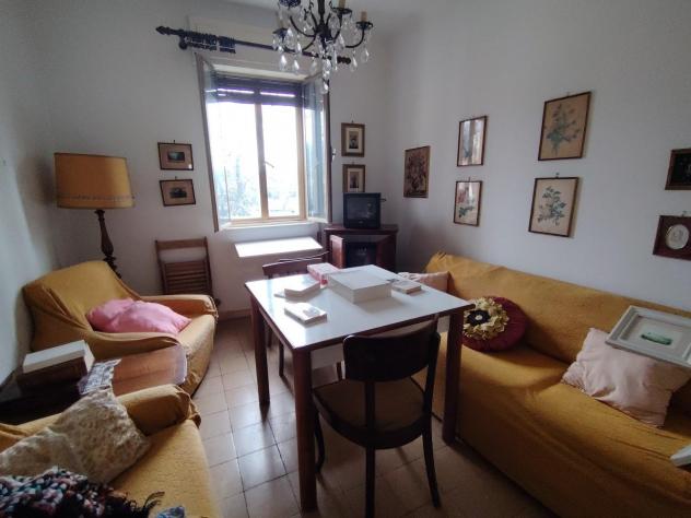 appartamento in vendita a Massa in zona Marina di Massa
