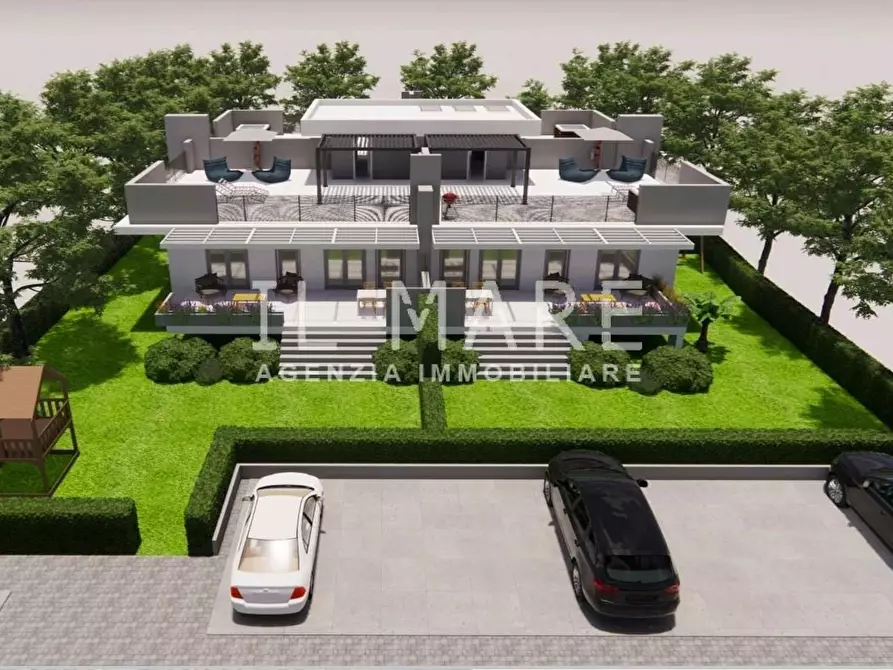 casa indipendente in vendita a Massa in zona Marina di Massa