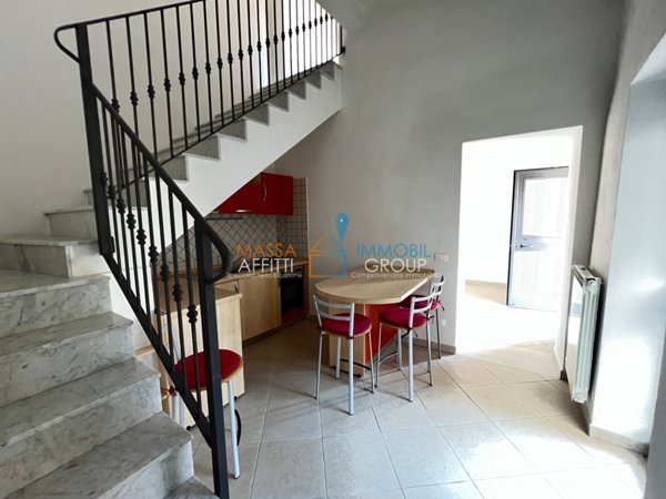 appartamento in vendita a Massa in zona Centro Storico