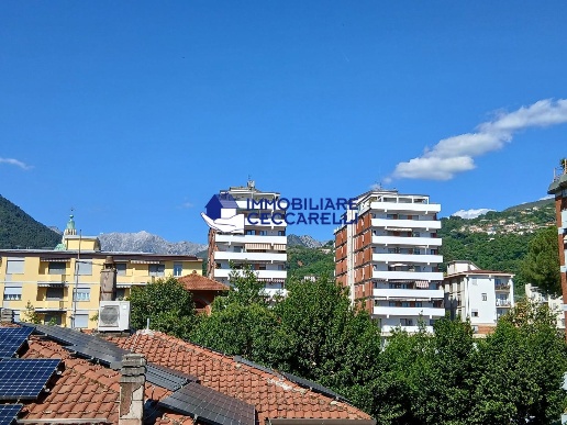 appartamento in vendita a Massa in zona Centro Storico