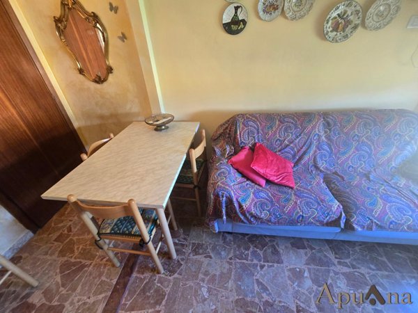 appartamento in vendita a Massa in zona Marina di Massa