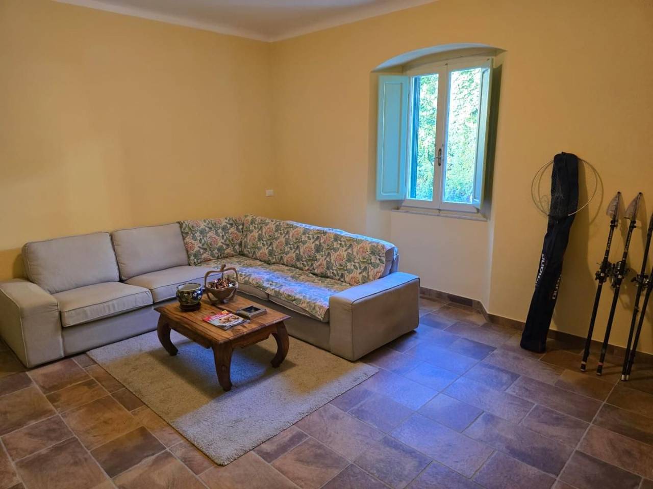 casa indipendente in vendita a Massa in zona Antona