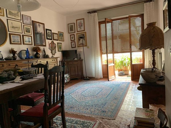 appartamento in vendita a Massa in zona Marina dei Ronchi