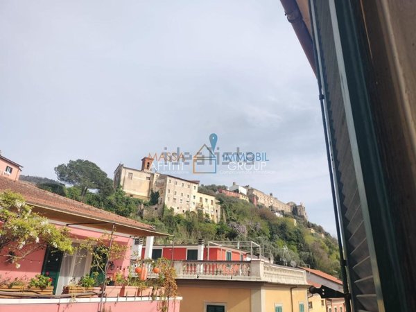 appartamento in vendita a Massa in zona Centro Storico