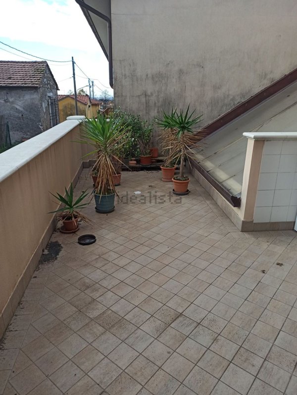 appartamento in vendita a Massa in zona Centro Storico