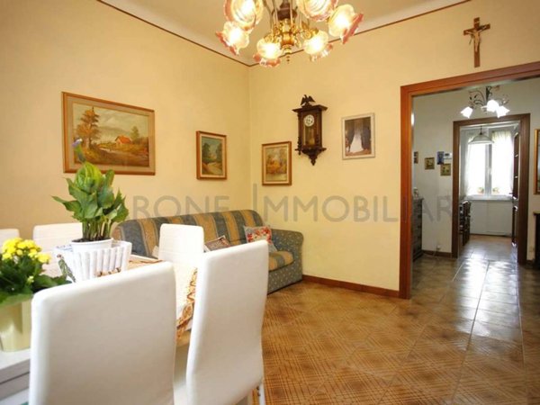 appartamento in vendita a Massa in zona Centro Storico