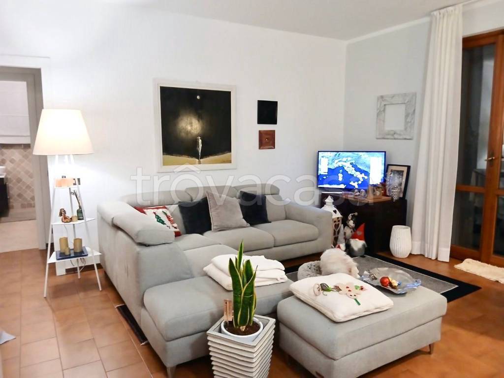 appartamento in vendita a Massa in zona Centro Storico
