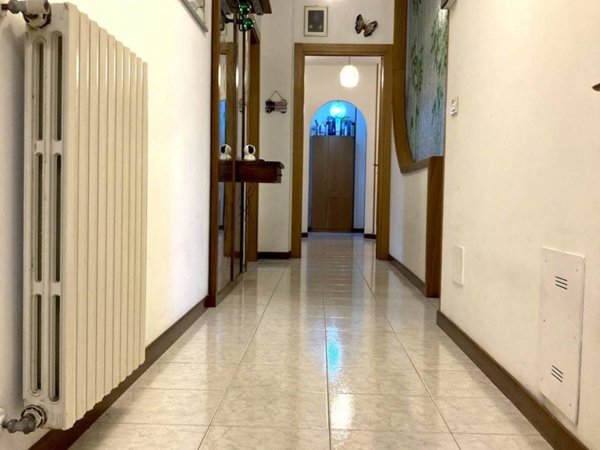 appartamento in vendita a Massa in zona Centro Storico